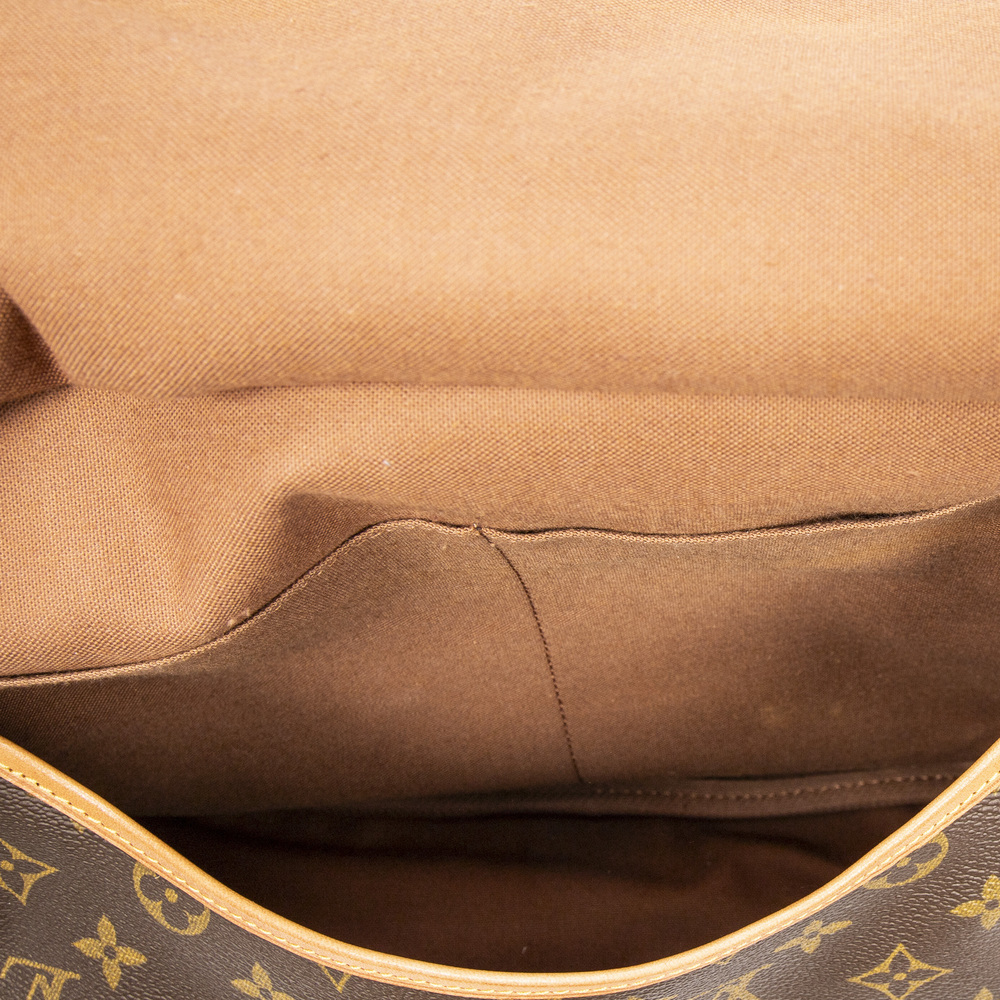 Louis Vuitton Saumur GM - Picture 9 of 11
